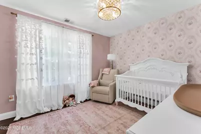 135 Woodcliff Boulevard, Morganville, NJ 07751 - Photo 31