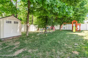 135 Woodcliff Blvd, Morganville, NJ 07751 - Photo 43