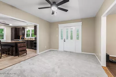 4 Orchard Avenue, Bordentown, NJ 08505 - Photo 7
