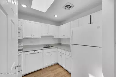 30 Concord Court, Red Bank, NJ 07701 - Photo 13