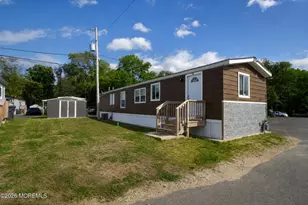 10 Misty Ln, Jackson, NJ 08527 - Photo 3