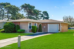 6 Heywood Ct, Brick, NJ 08724 - Photo 1