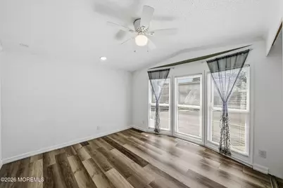 28 Bayshore Mobile Mnr, Hazlet Township, NJ 07730 - Photo 13