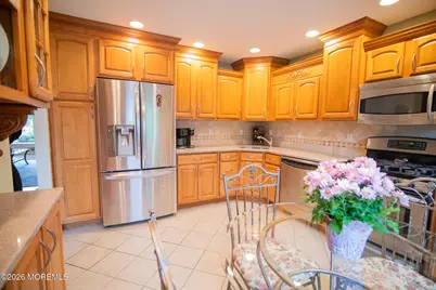 10 Carriage Lane, Englishtown, NJ 07726 - Photo 9