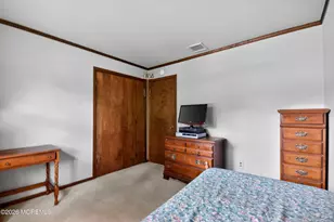 17 Point O Woods Rd, Middletown, NJ 07748 - Photo 27