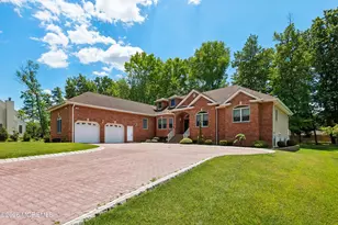 3 Kristin Ct, Manalapan Township, NJ 07726 - Photo 1