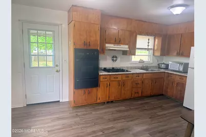 119-121 Maple Avenue, Eatontown, NJ 07724 - Photo 17