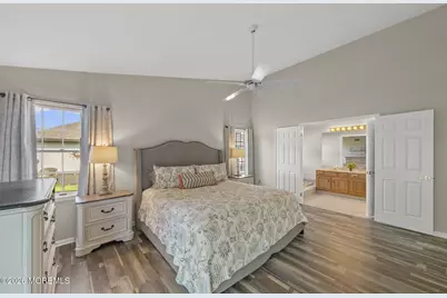 90 Caldwell Terrace, Marlboro Township, NJ 07746 - Photo 33