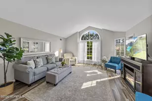 90 Caldwell Terrace, Marlboro Township, NJ 07746 - Photo 17