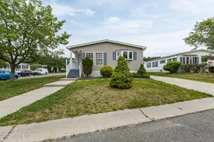 70 Pine Ridge Blvd, Whiting, NJ 08759 - Photo 3