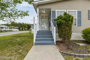 70 Pine Ridge Blvd, Whiting, NJ 08759 - Photo 5