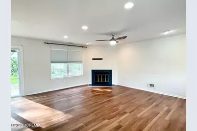 21 Evergreen Drive, East Windsor Township, NJ 08520 - Photo 3