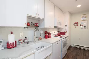 14 Andover Ct, Red Bank, NJ 07701 - Photo 11
