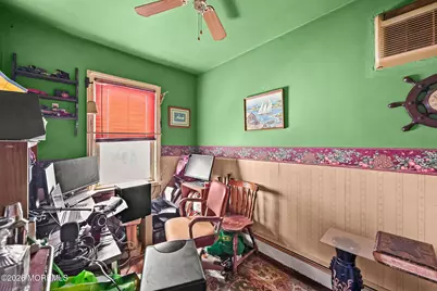 611 Pacific Avenue, Perth Amboy, NJ 08862 - Photo 15