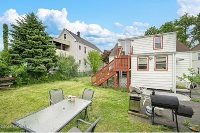611 Pacific Avenue, Perth Amboy, NJ 08862 - Photo 37