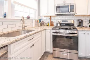 25 Duncan Way, Freehold, NJ 07728 - Photo 9