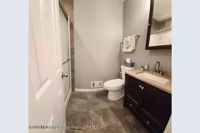 25 Duncan Way, Freehold, NJ 07728 - Photo 17