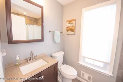 25 Duncan Way, Freehold, NJ 07728 - Photo 21