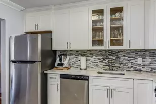 10 N Wood Ave, Linden, NJ 07036 - Photo 13