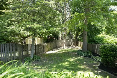 20 Brown Place, Red Bank, NJ 07701 - Photo 29