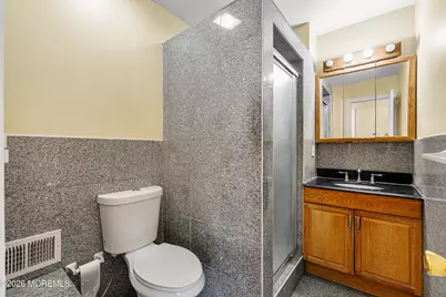 34 Princeton Road, Sayreville, NJ 08859 - Photo 17