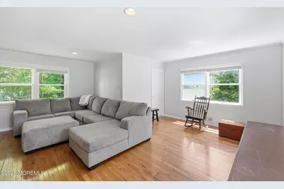 575 Garfield Avenue, Belford, NJ 07718 - Photo 15