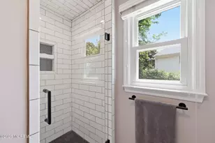 575 Garfield Ave, Belford, NJ 07718 - Photo 17