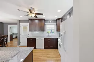 575 Garfield Ave, Belford, NJ 07718 - Photo 11