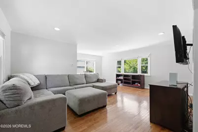575 Garfield Avenue, Belford, NJ 07718 - Photo 13