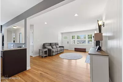 575 Garfield Avenue, Belford, NJ 07718 - Photo 7