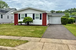 41 Whitman St, Brick, NJ 08724 - Photo 3
