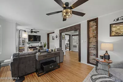 14 Asbury Avenue, Farmingdale, NJ 07727 - Photo 11