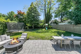 14 Sycamore Ln, Fair Haven, NJ 07704 - Photo 23