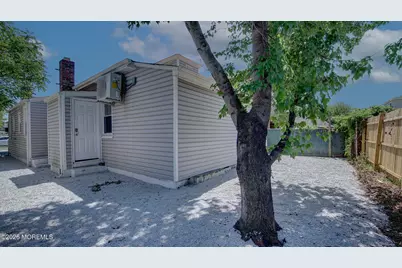 19 Bayview Avenue #Unit B - Right Side, Keansburg, NJ 07734 - Photo 27