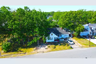 533 Huntington Avenue, Pine Beach, NJ 08741 - Photo 17