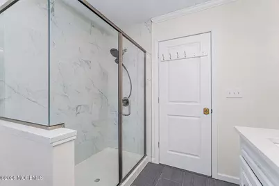 60 Waackaack Avenue, Keansburg, NJ 07734 - Photo 29