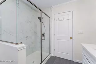 60 Waackaack Ave, Keansburg, NJ 07734 - Photo 29