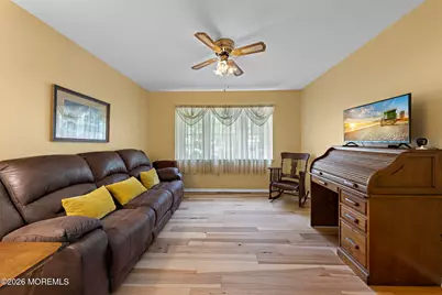 150 Idlebrook Lane, Aberdeen Township, NJ 07747 - Photo 15