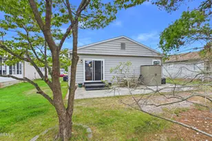 21 Templeton St, Toms River Township, NJ 08757 - Photo 9