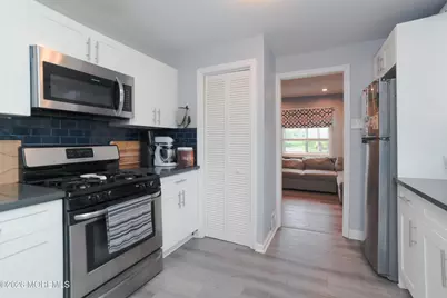 501 Gulden Street, Keyport, NJ 07735 - Photo 7