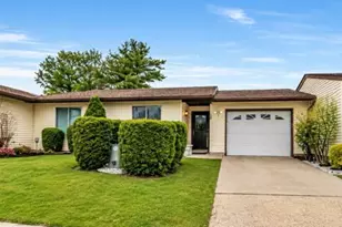 120B Ironwood Plaza, Monroe Township, NJ 08831 - Photo 1
