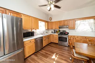 38 Walnut St, Keyport, NJ 07735 - Photo 3