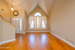 60 Glenn Oaks Ct, Old Bridge Township, NJ 08857 - Photo 5