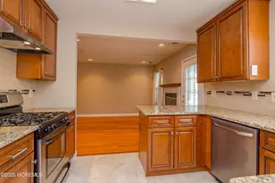 60 Glenn Oaks Ct, Old Bridge Township, NJ 08857 - Photo 13