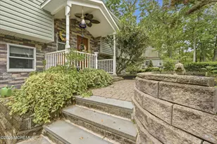 203 Thrush Ct, Lanoka Harbor, NJ 08734 - Photo 3