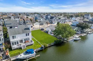 28 Commodore Dr, Brick, NJ 08723 - Photo 17