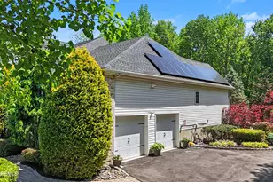 131 Taylors Mills Rd, Manalapan Township, NJ 07726 - Photo 11