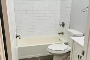 76 Des Moines Ct, Tinton Falls, NJ 07712 - Photo 9
