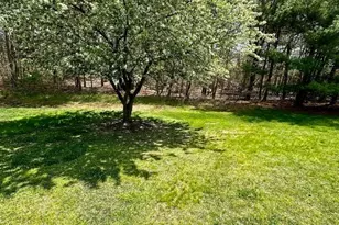 76 Des Moines Ct, Tinton Falls, NJ 07712 - Photo 17