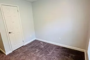 76 Des Moines Ct, Tinton Falls, NJ 07712 - Photo 11